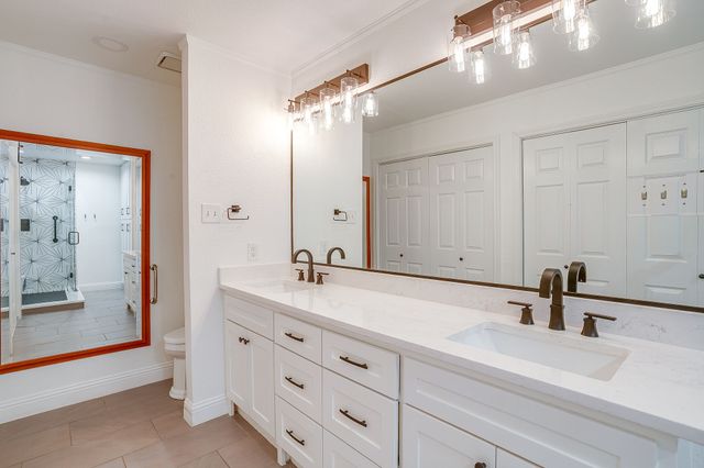 1115 Olde Towne Drive, Irving, TX 75061