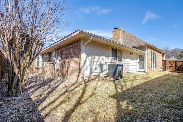 1115 Olde Towne Drive, Irving, TX 75061