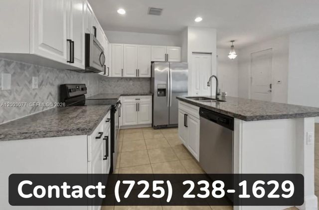 4877 NW 55th Pl 0, Tamarac, FL 33319