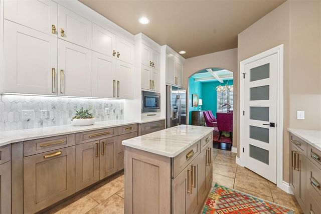 1414 High Ridge Drive, Blanchard, OK 73010