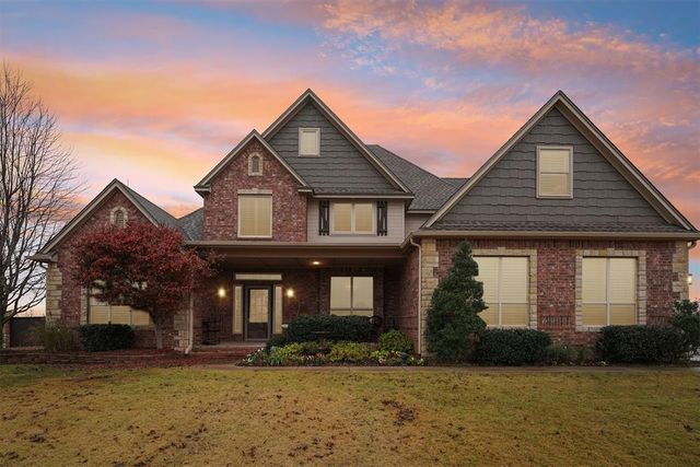 1414 High Ridge Drive, Blanchard, OK 73010