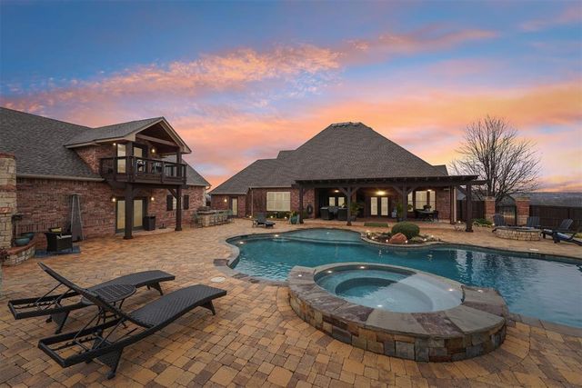 1414 High Ridge Drive, Blanchard, OK 73010