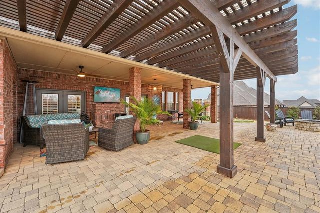 1414 High Ridge Drive, Blanchard, OK 73010