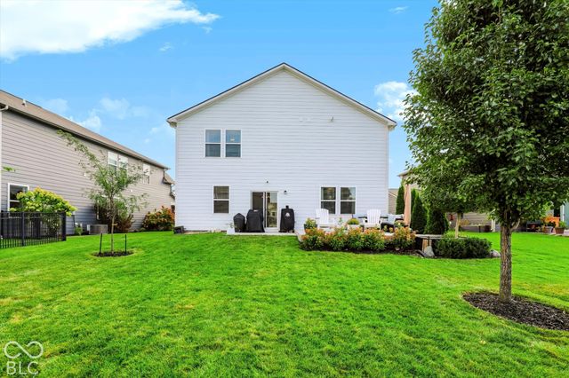 20008 Fenside Crossing, Westfield, IN 46074