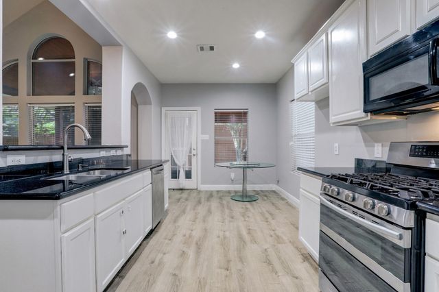 3808 Armand Drive, Dickinson, TX 77539