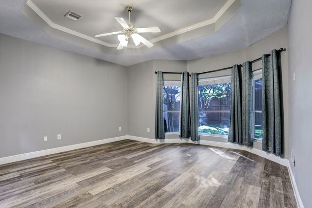 3808 Armand Drive, Dickinson, TX 77539