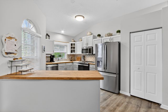 8446 Vía Serena, Boca Raton, FL 33433