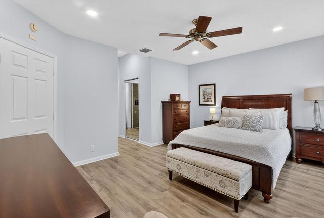 8446 Vía Serena, Boca Raton, FL 33433