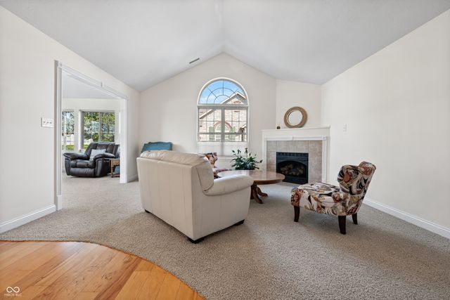 13899 Rue Charlot Lane, Mccordsville, IN 46055