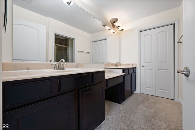 13899 Rue Charlot Lane, Mccordsville, IN 46055