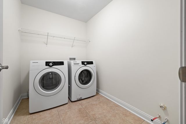 13899 Rue Charlot Lane, Mccordsville, IN 46055