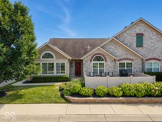 13899 Rue Charlot Lane, Mccordsville, IN 46055