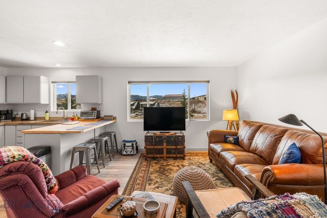 121 Gravel Hollow, Bozeman, MT 59718