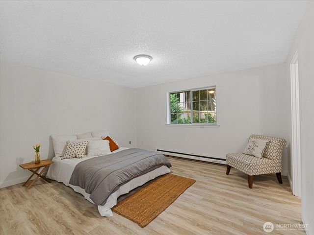 7822 Songbird Way, Clinton, WA 98236