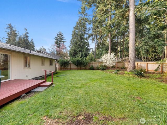 7822 Songbird Way, Clinton, WA 98236