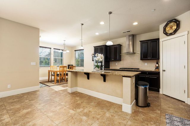 1814 N Notting Hill Lane, Clovis, CA 93619