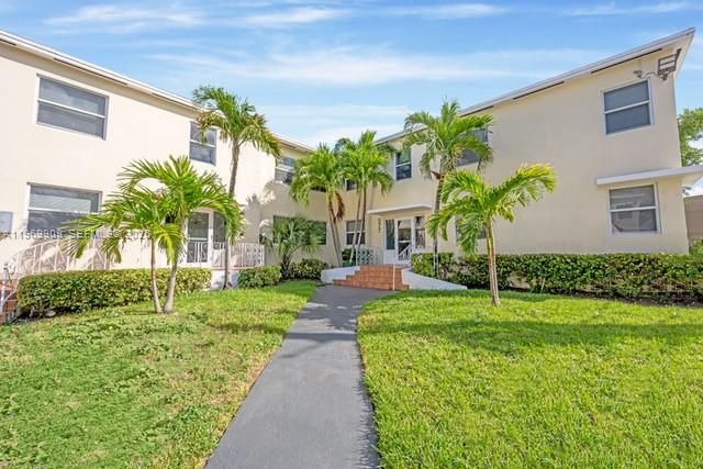 575 NE 82nd St 14, Miami, FL 33138