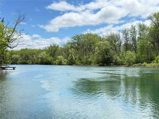 984 Waterloo Geneva Road, Waterloo, NY 13165