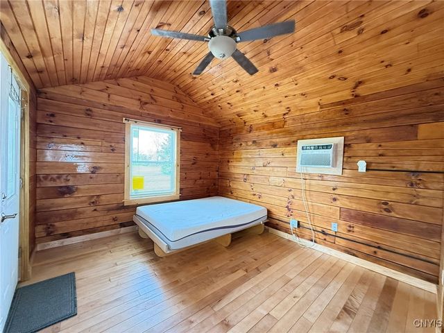 984 Waterloo Geneva Road, Waterloo, NY 13165