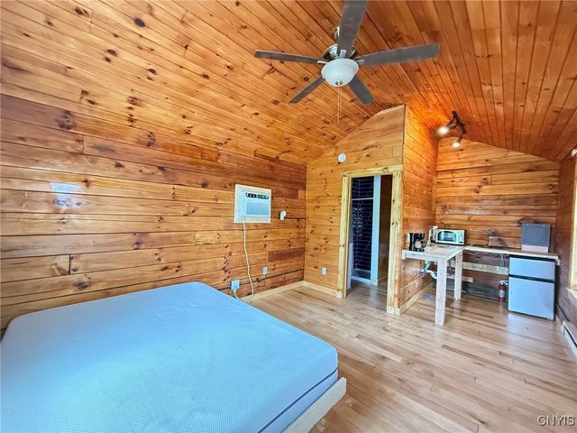 984 Waterloo Geneva Road, Waterloo, NY 13165