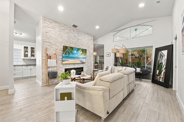 12400 SAND WEDGE Drive, Boynton Beach, FL 33437
