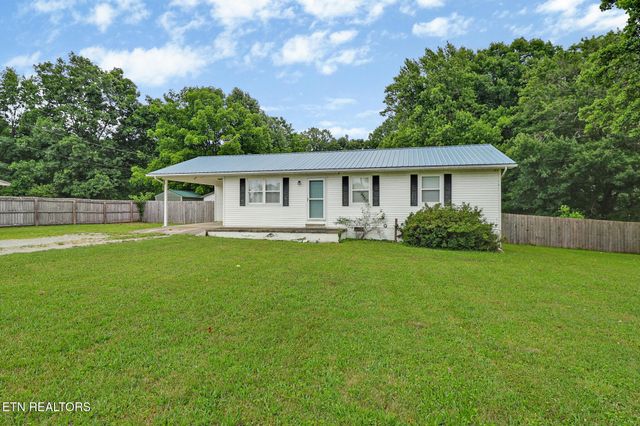 111 Meadow Creek Drive, Crossville, TN 38572