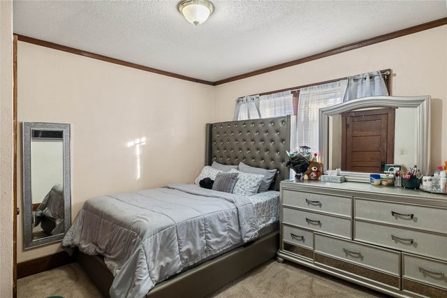 1002 28th Street, Des Moines, IA 50311