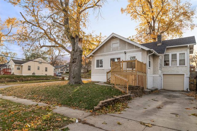 1002 28th Street, Des Moines, IA 50311