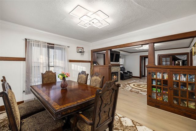 1002 28th Street, Des Moines, IA 50311