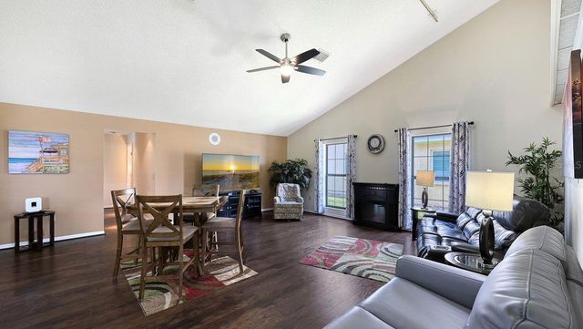 1354 ROOSEVELT DRIVE, Venice, FL 34293