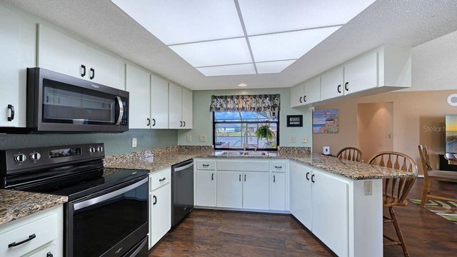 1354 ROOSEVELT DRIVE, Venice, FL 34293