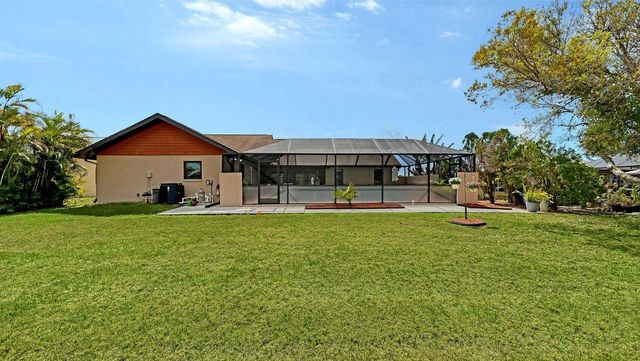 1354 ROOSEVELT DRIVE, Venice, FL 34293