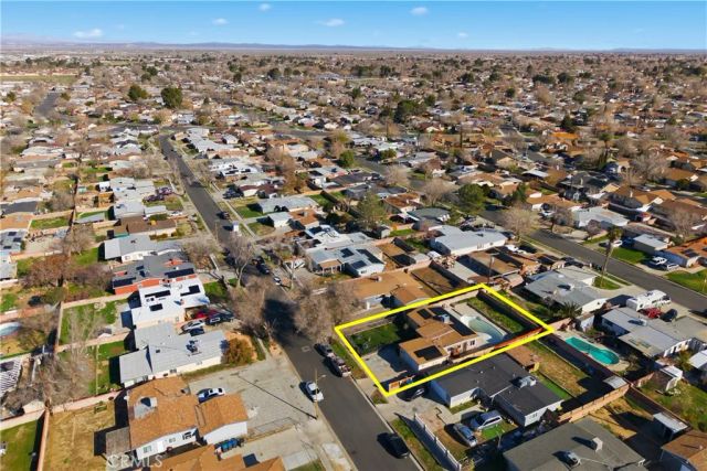44022 Stanridge Avenue, Lancaster, CA 93535