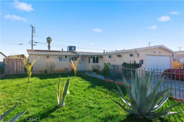 44022 Stanridge Avenue, Lancaster, CA 93535