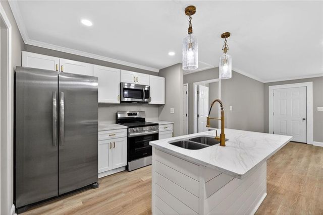 231 Glenrose Circle SW, Atlanta, GA 30354