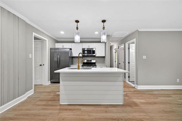 231 Glenrose Circle SW, Atlanta, GA 30354