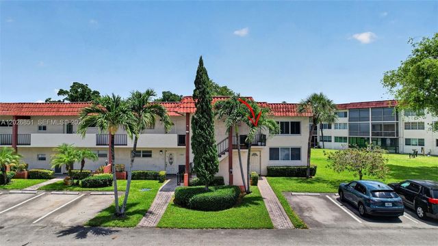 8941 S Hollybrook Boulevard 205, Pembroke Pines, FL 33025