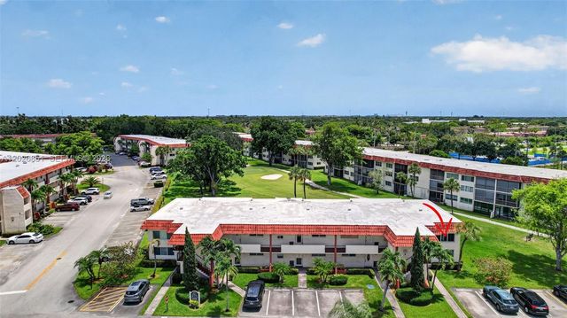8941 S Hollybrook Boulevard 205, Pembroke Pines, FL 33025