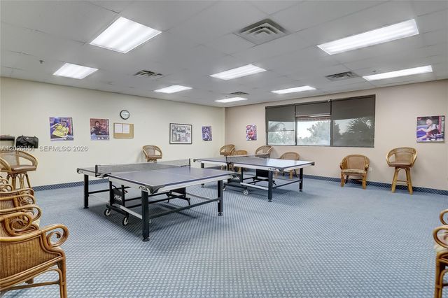 8941 S Hollybrook Boulevard 205, Pembroke Pines, FL 33025