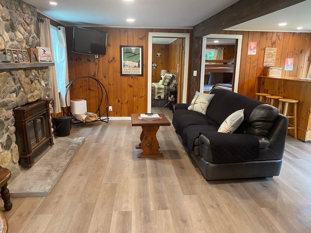 3153 VT Route 100, Wardsboro, VT 05355