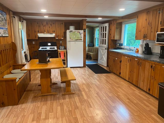 3153 VT Route 100, Wardsboro, VT 05355