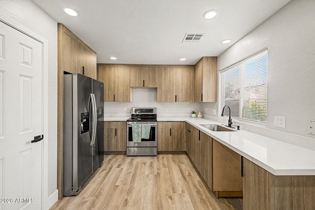 1566 S 220TH Drive, Buckeye, AZ 85326