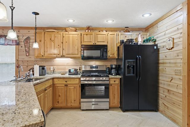2554 Rustic Ridge Trail, Young Harris, GA 30582