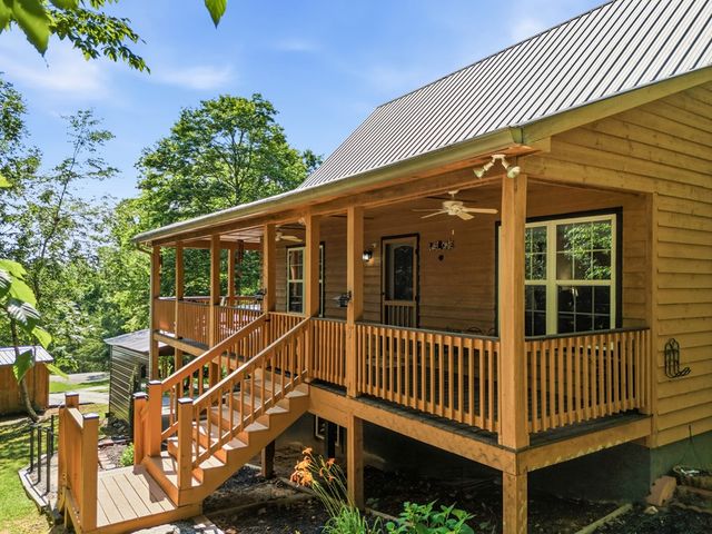 2554 Rustic Ridge Trail, Young Harris, GA 30582