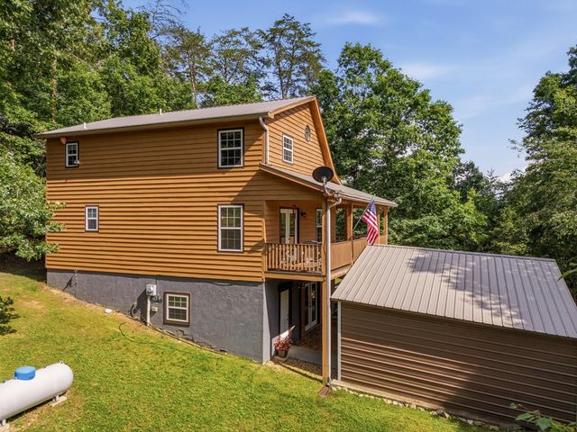 2554 Rustic Ridge Trail, Young Harris, GA 30582