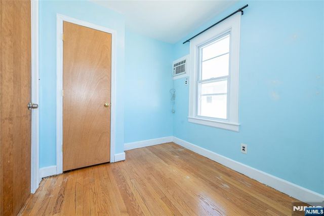 8-02 Henderson Boulevard, Fair Lawn, NJ 07410