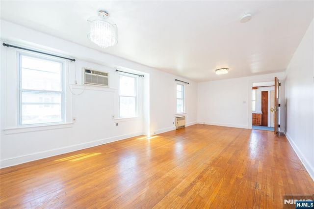 8-02 Henderson Boulevard, Fair Lawn, NJ 07410