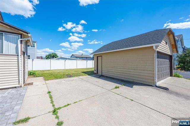8-02 Henderson Boulevard, Fair Lawn, NJ 07410
