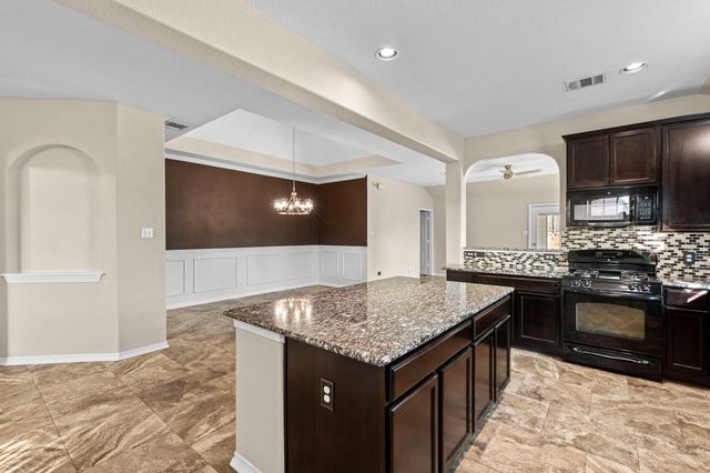 318 Pond View PASS, Buda, TX 78610