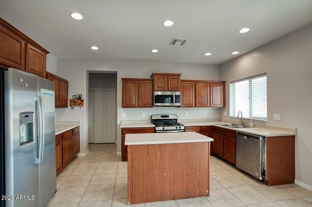 30277 W CRITTENDEN Lane, Buckeye, AZ 85396